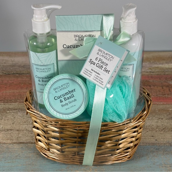 🔥SALE 4/$25 Brompton & Langley Cucumber & Basil 6 Piece Spa Gift, NWT - Picture 3 of 14